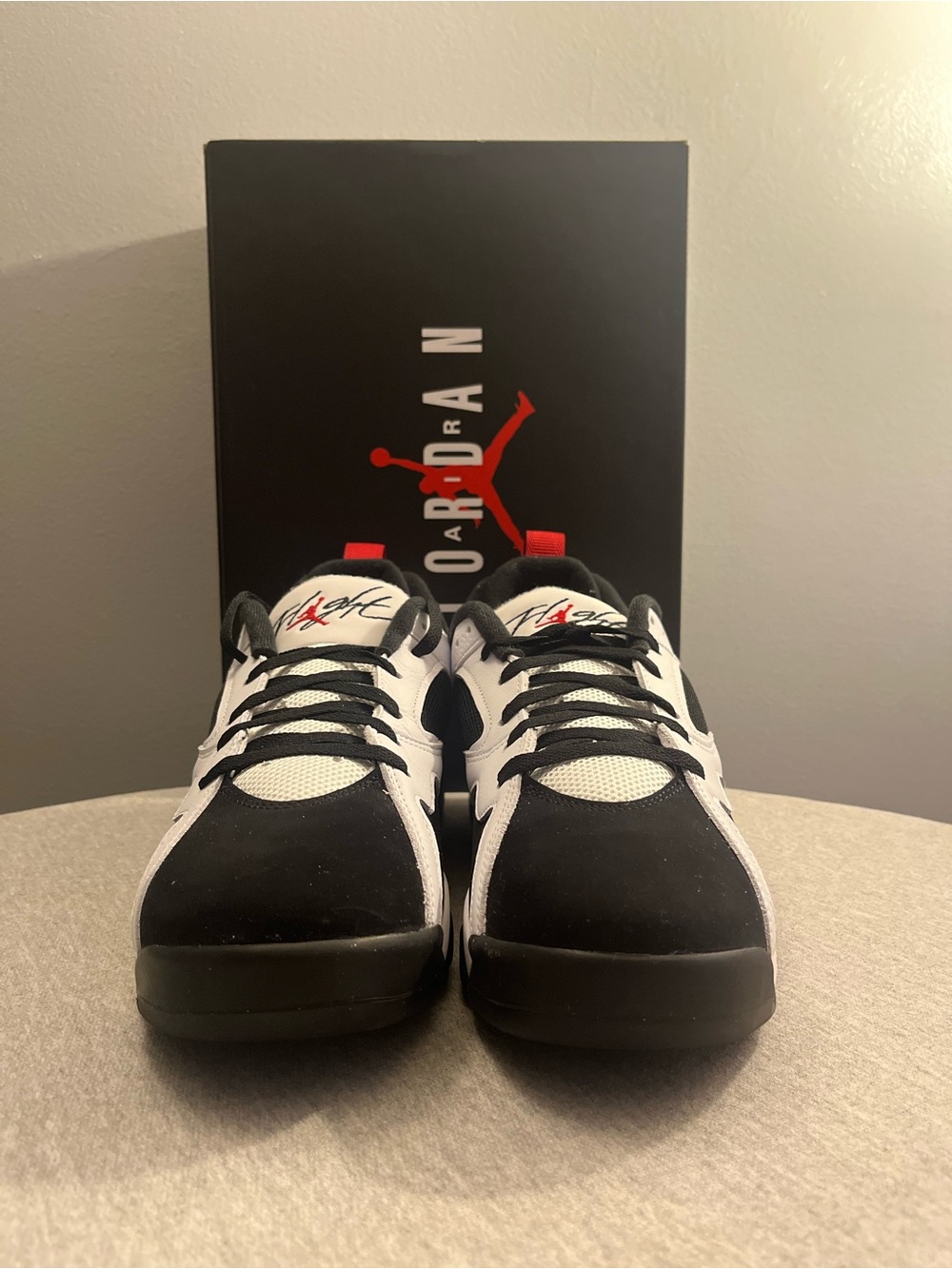 Nike Air Jordan MVP 92 White Black Gym Red Sneakers Men's Size 10 HQ3950-103 - Picture 2 of 12